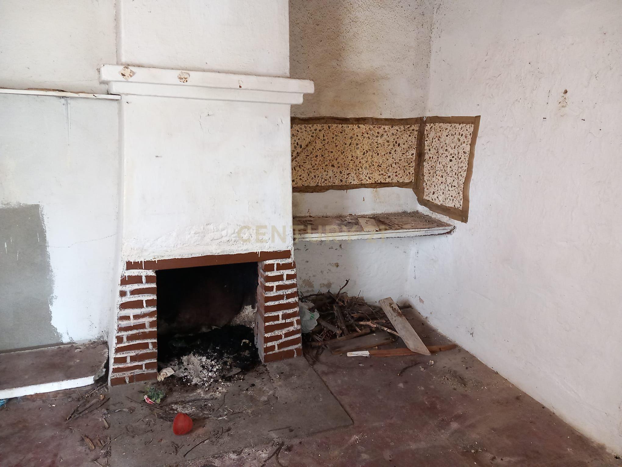Moradia em Cebolais de Baixo, Castelo Branco - Image 4