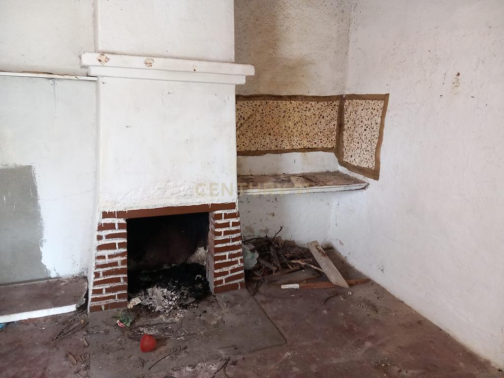 Moradia em Cebolais de Baixo, Castelo Branco - Image 4