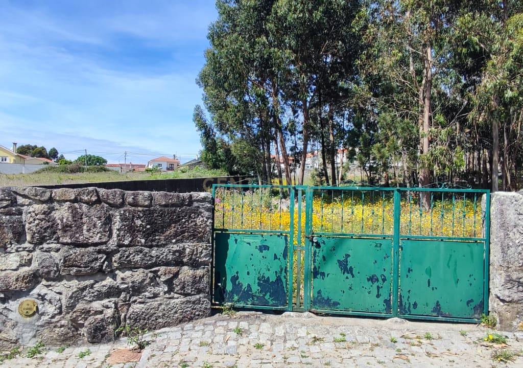 Terreno Urbano em Braga - Oportunidade Única de Construção - Image 14