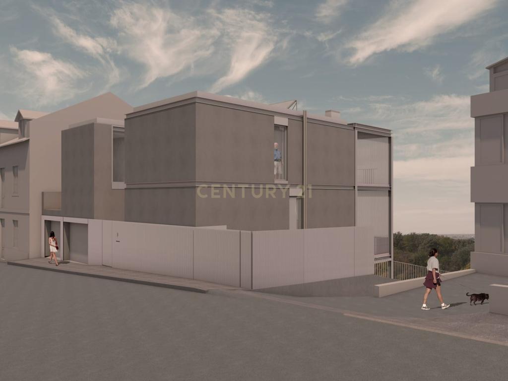 Moradia em projeto com vistas deslumbrantes sobre Coimbra - Image 2