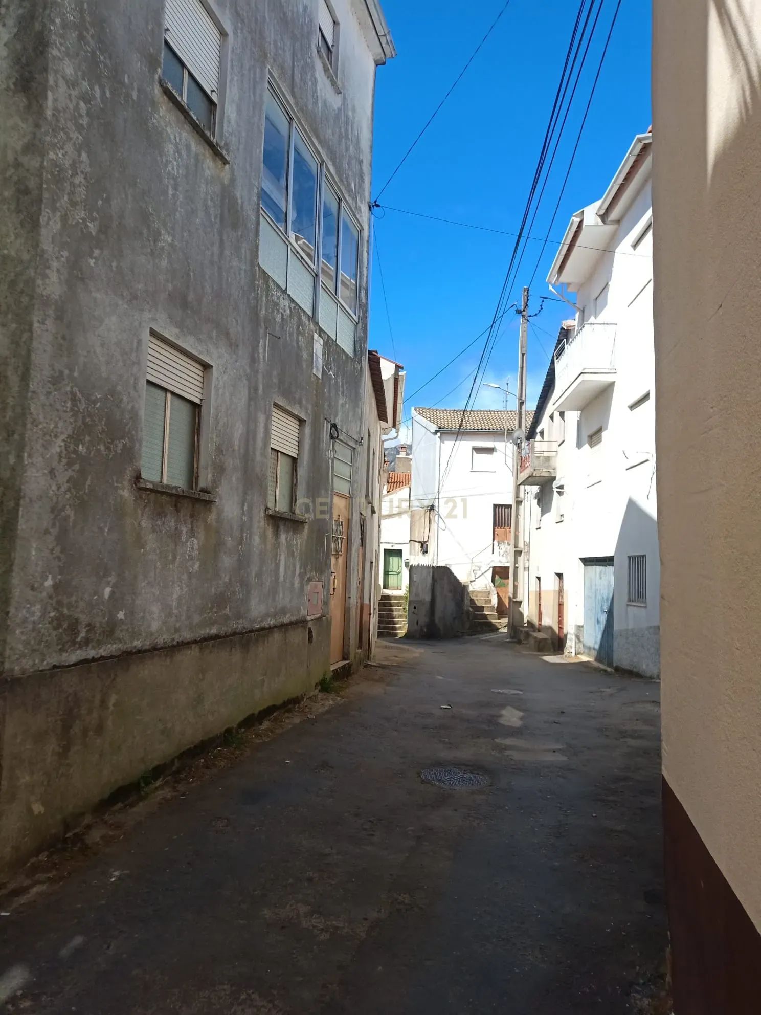 Moradia T3 para reconstrução em Verdelhos, Covilhã - Image 5