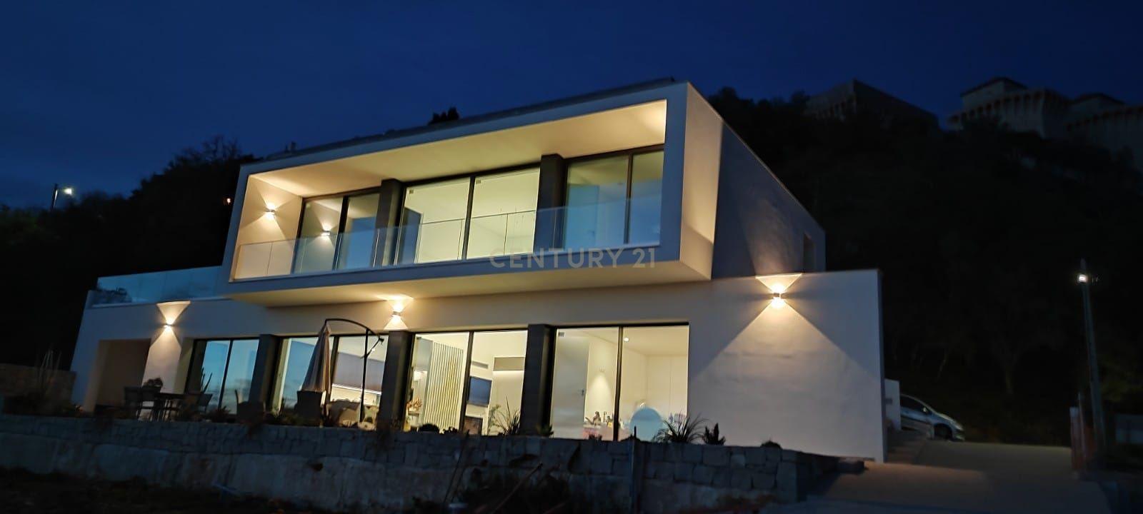 MORADIA CONTEMPORÂNEA T3 II ENCOSTA DO CASTELO OURÉM - Image 45
