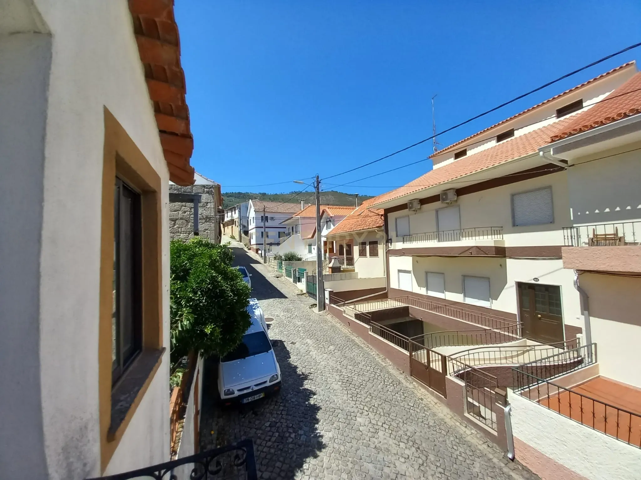 Moradia T3, Alpedrinha, Fundão - Image 16