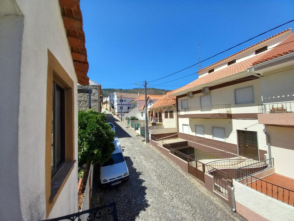 Moradia T3, Alpedrinha, Fundão - Image 16