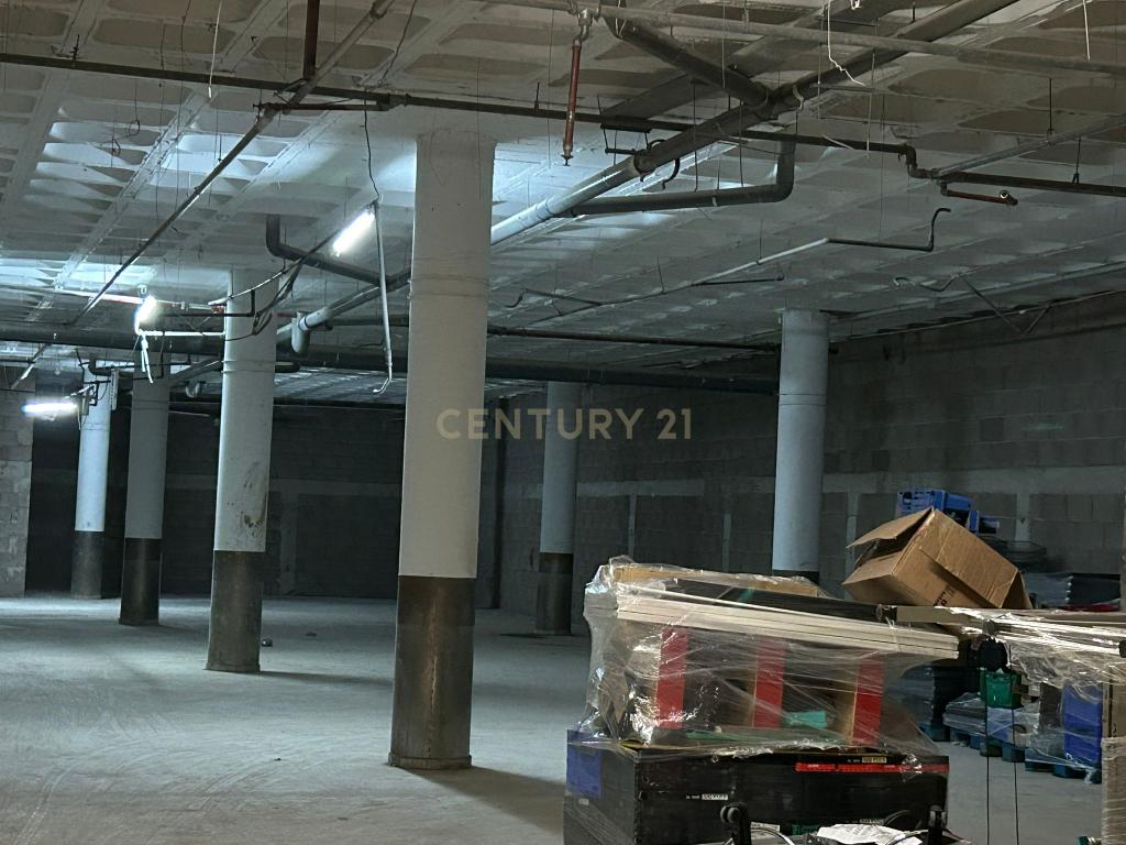 undefined - Image 3