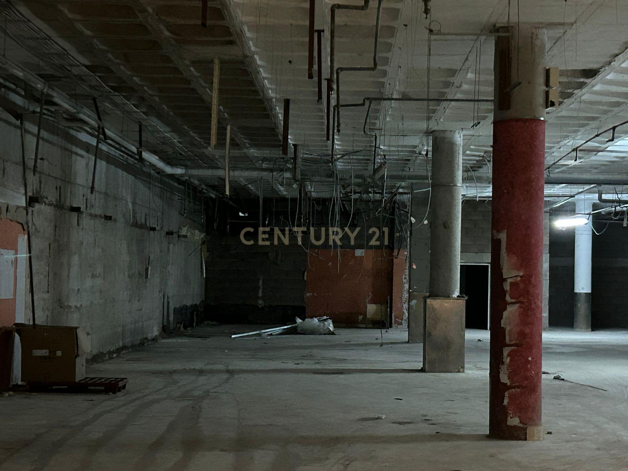 undefined - Image 4