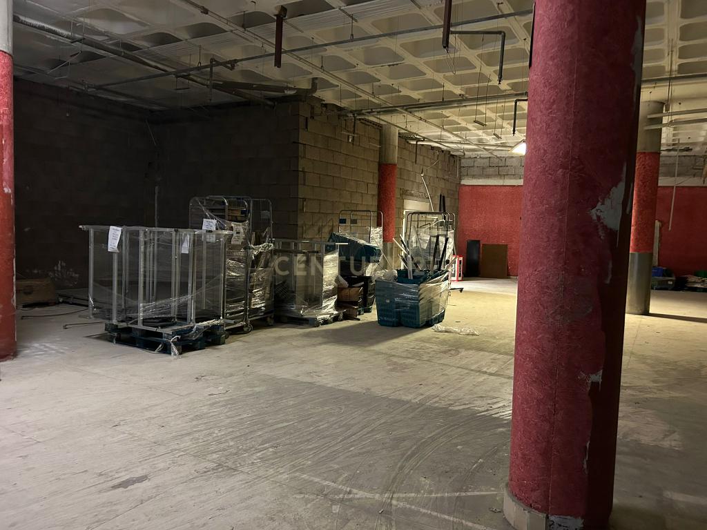 undefined - Image 8