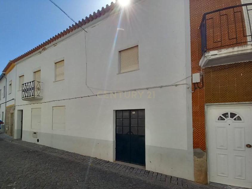 Moradia em Banda para reconstrução, Monforte da Beira, Castelo Branco - Image 4