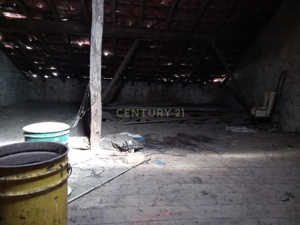 Moradia em Banda para reconstrução, Monforte da Beira, Castelo Branco - Image 11