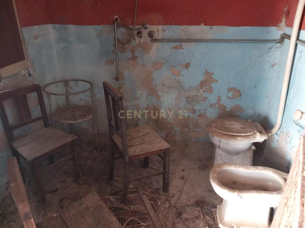 Moradia em Banda para reconstrução, Monforte da Beira, Castelo Branco - Image 7
