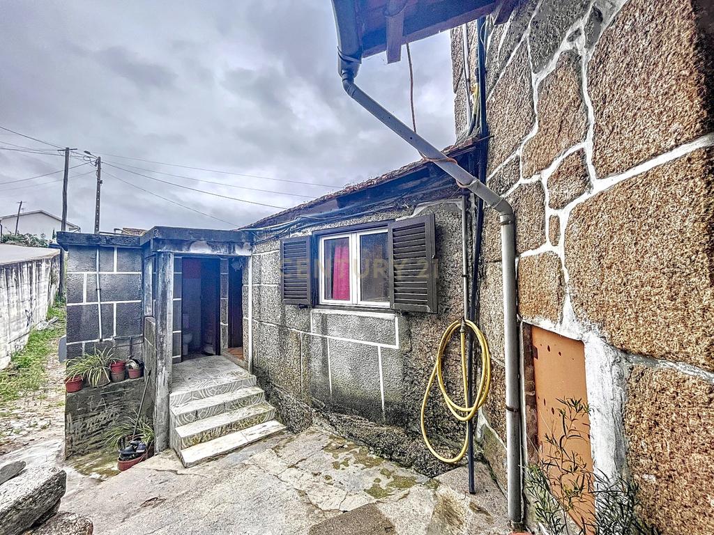 Casa com terreno de construção e agrícola perto do rio Douro em Granja, S. Tomé de Covelas, Baião, Porto - Image 7