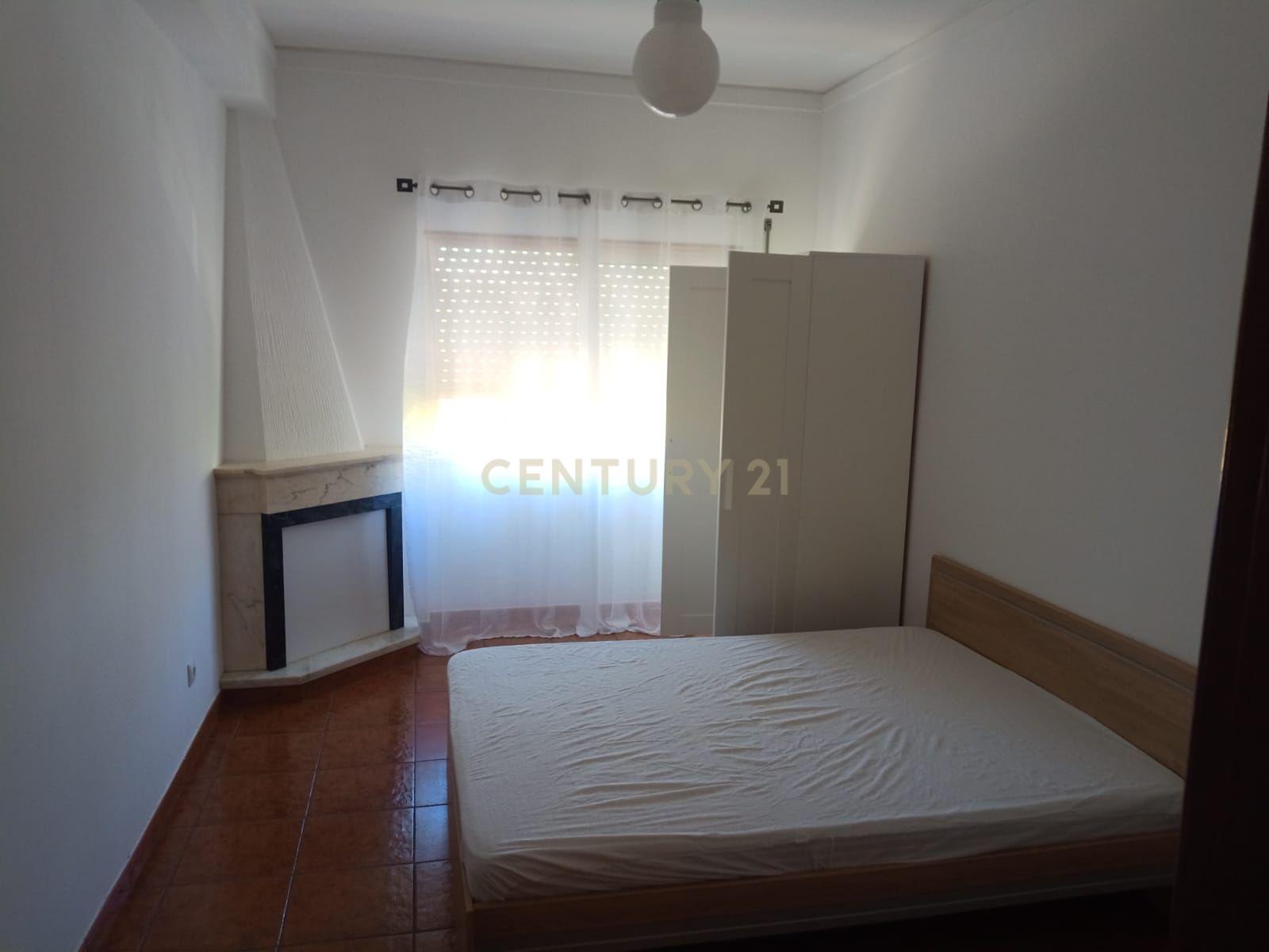 Apartamento T5, Castelo Branco - Image 3