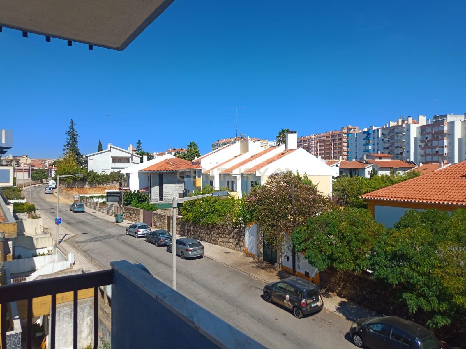 Apartamento T5, Castelo Branco - Image 8