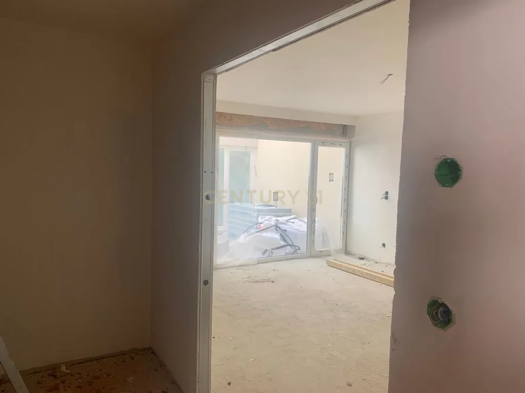 T2 Duplex c/ pátios interiores em Campanhã (D) - Image 19