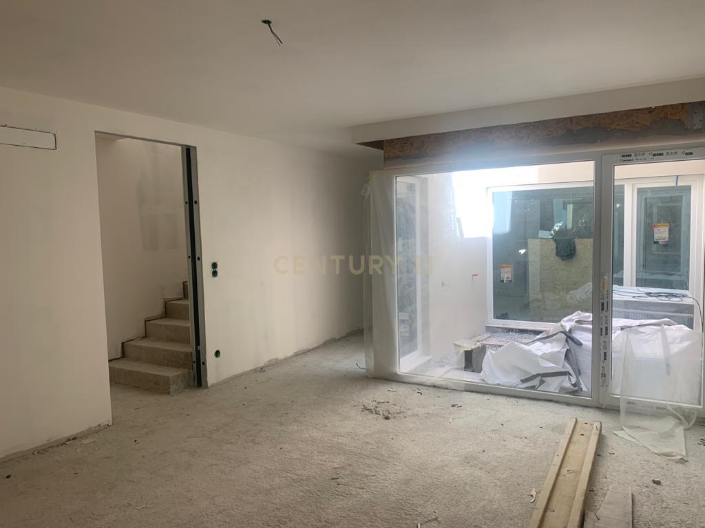 T2 Duplex c/ pátios interiores em Campanhã (D) - Image 21