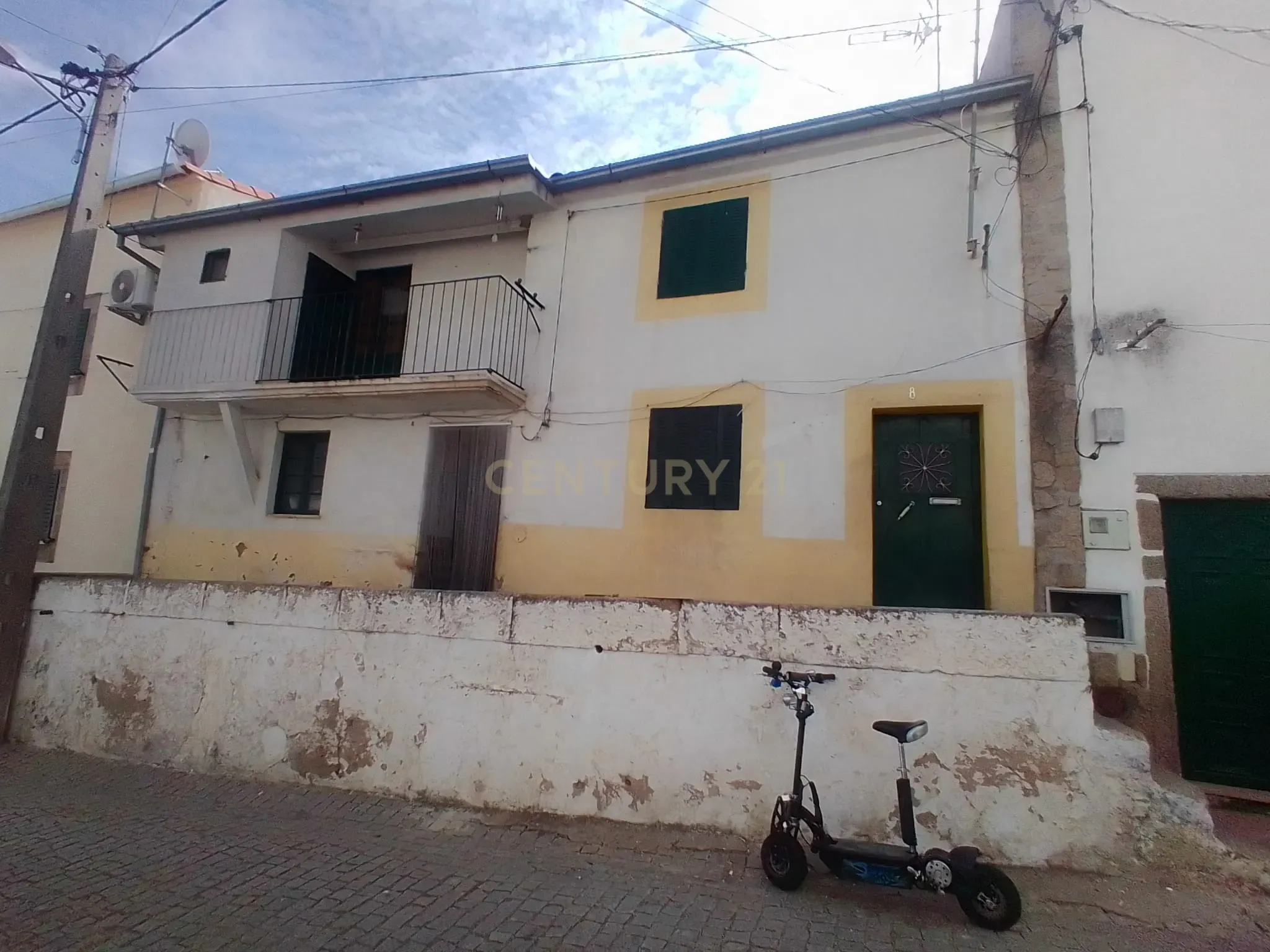 Moradia T2 em Zebreira| Idanha-a-Nova| Castelo Branco - Image 1