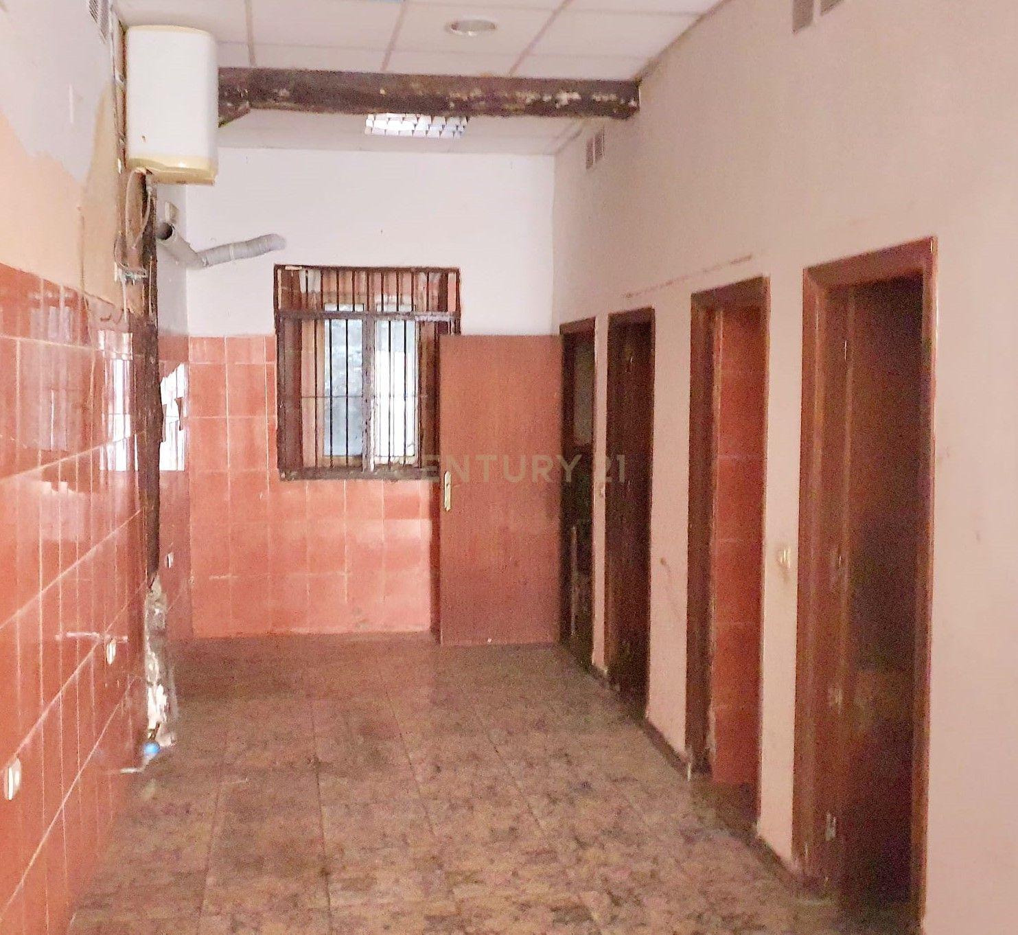 undefined - Image 4