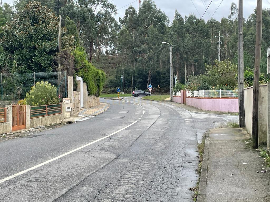Terreno com construção aprovada  em Arcozelo Vila Verde - Image 13