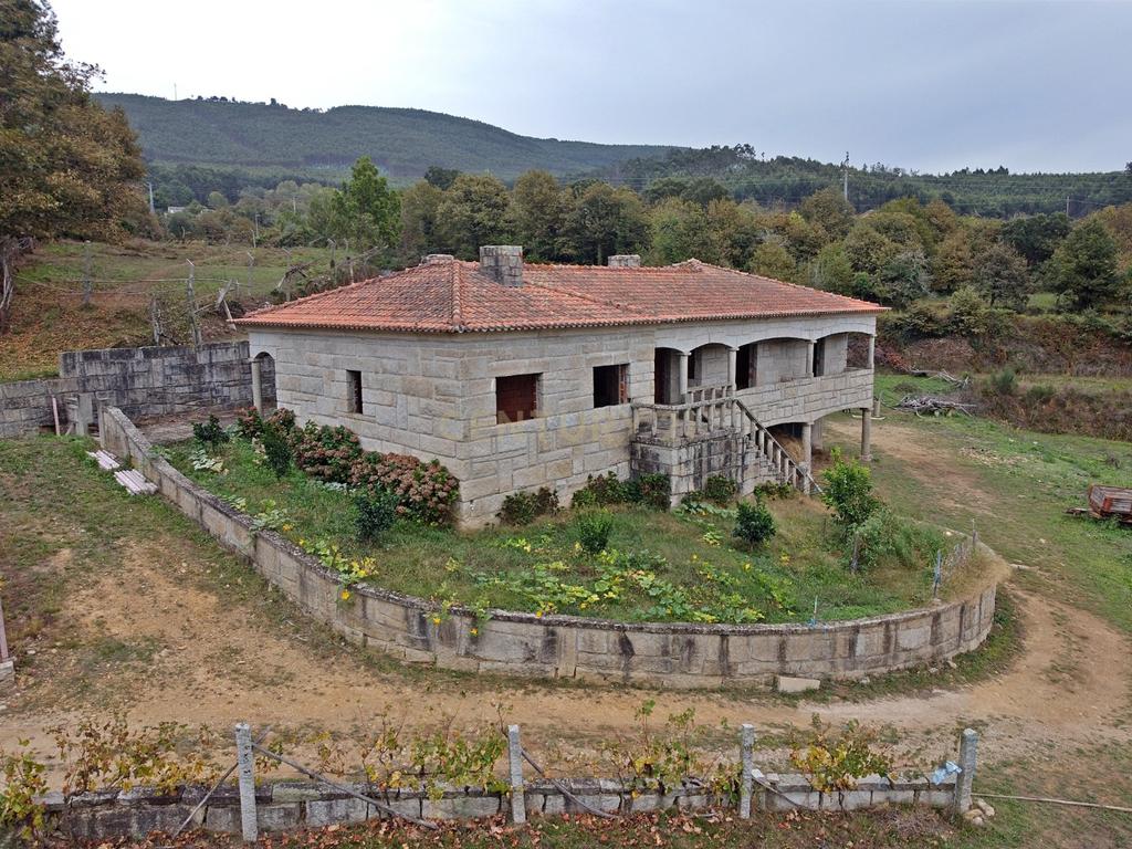 Quinta em Alvarenga, 2 moradias para terminar construção - Passadiços Paiva e Ponte 516 Arouca - Image 20