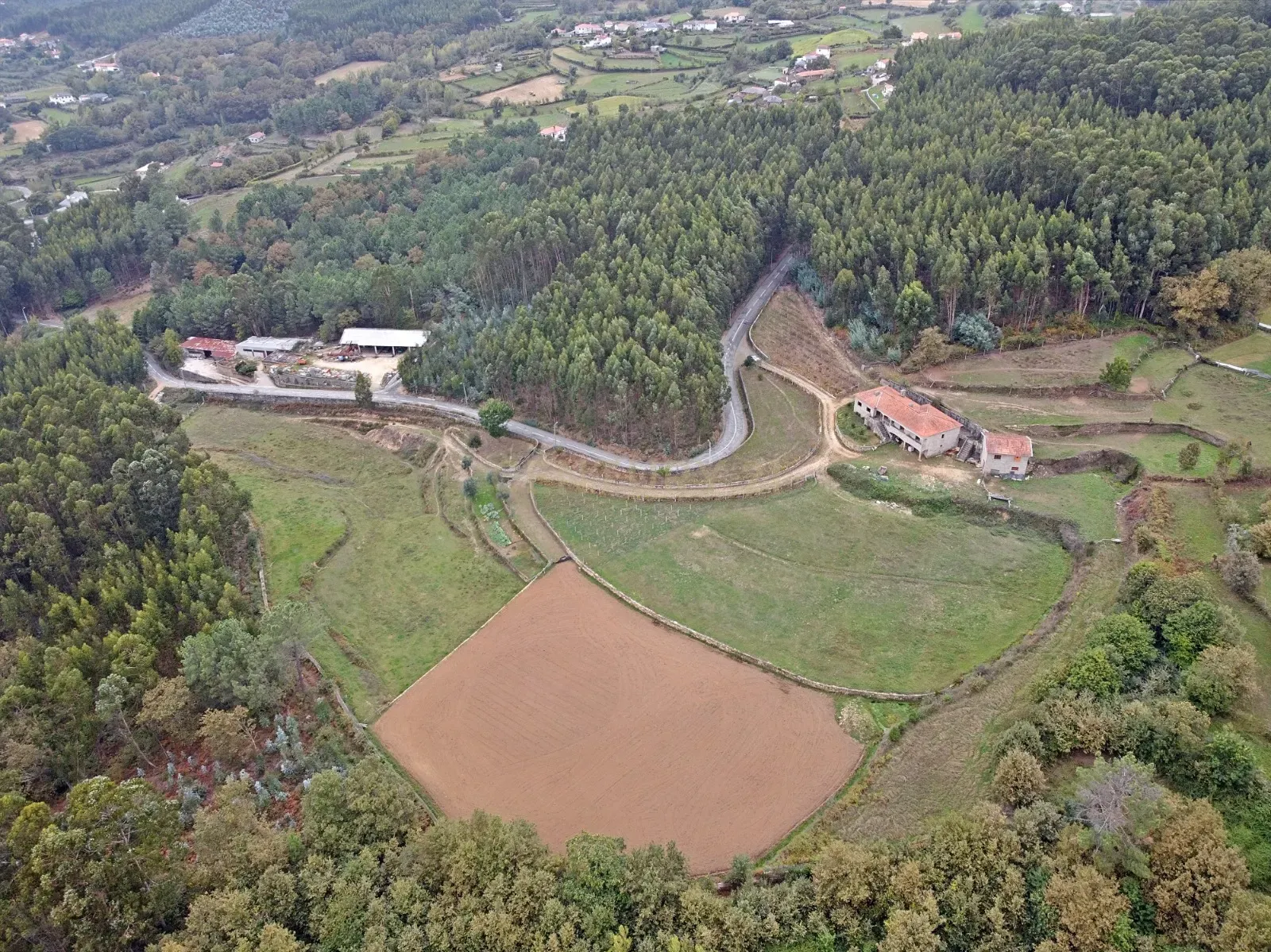 Quinta em Alvarenga, 2 moradias para terminar construção - Passadiços Paiva e Ponte 516 Arouca - Image 16