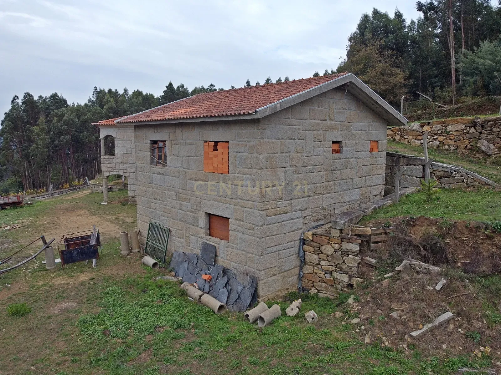 Quinta em Alvarenga, 2 moradias para terminar construção - Passadiços Paiva e Ponte 516 Arouca - Image 8