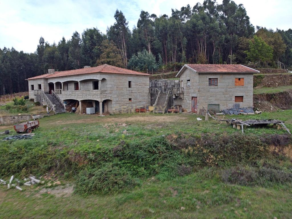 Quinta em Alvarenga, 2 moradias para terminar construção - Passadiços Paiva e Ponte 516 Arouca - Image 11
