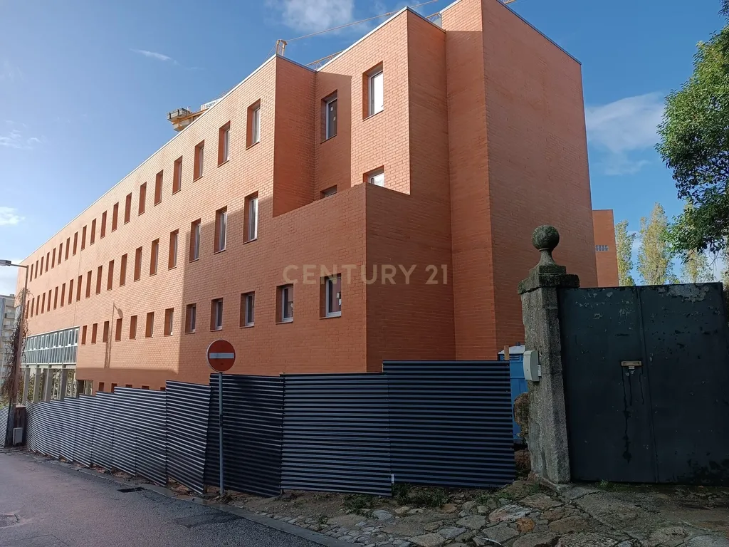 Apartamento com um quarto de luxo e novo em prédio muito moderno no centro de Matosinhos, perto do metro - Image 17