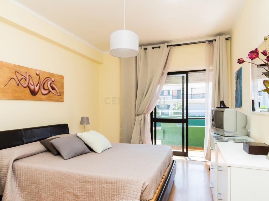 Apartamento T2 em Nazaré - Image 1