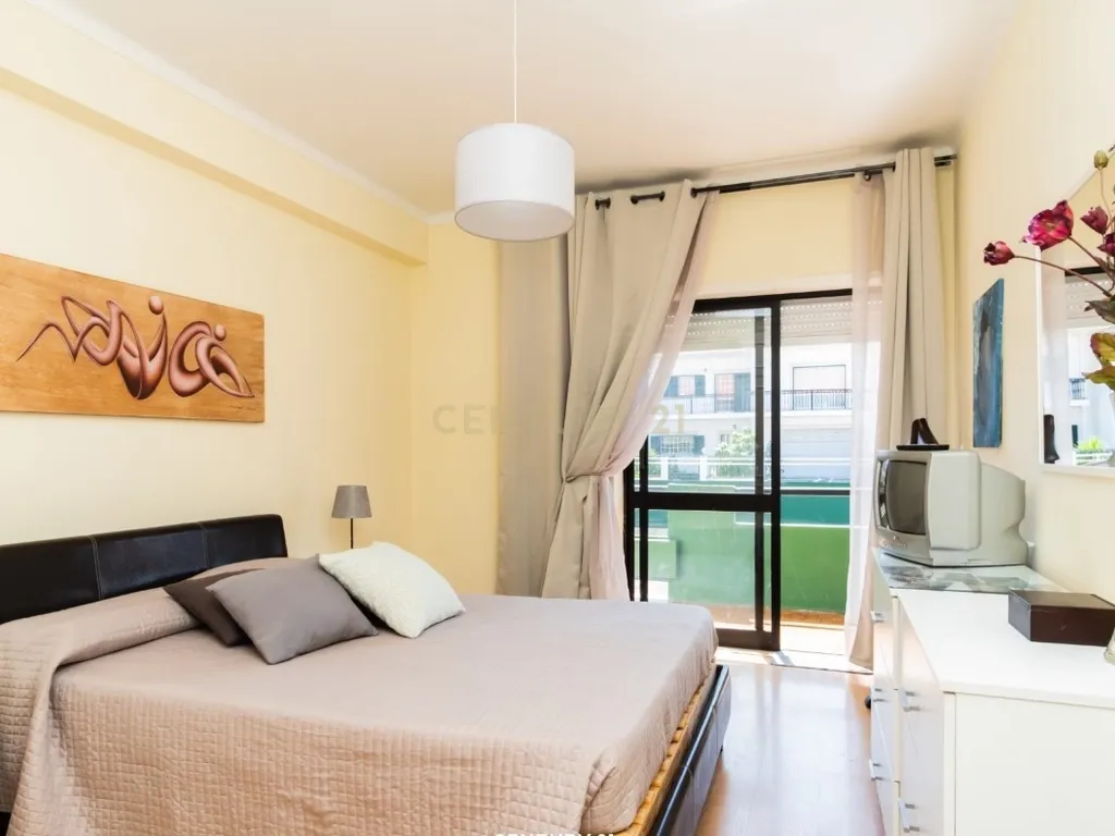 Apartamento T2 em Nazaré - Image 1