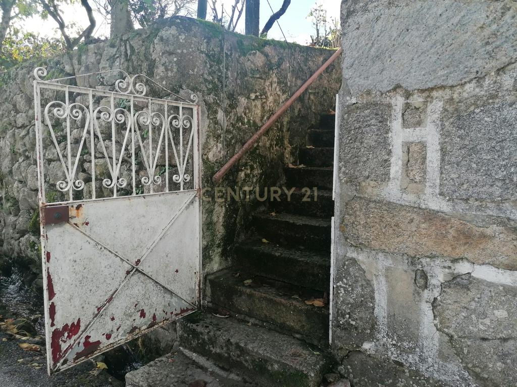 CASA RÚSTICA EM PEDRA I FELGUEIRAS (RESENDE) - Image 19