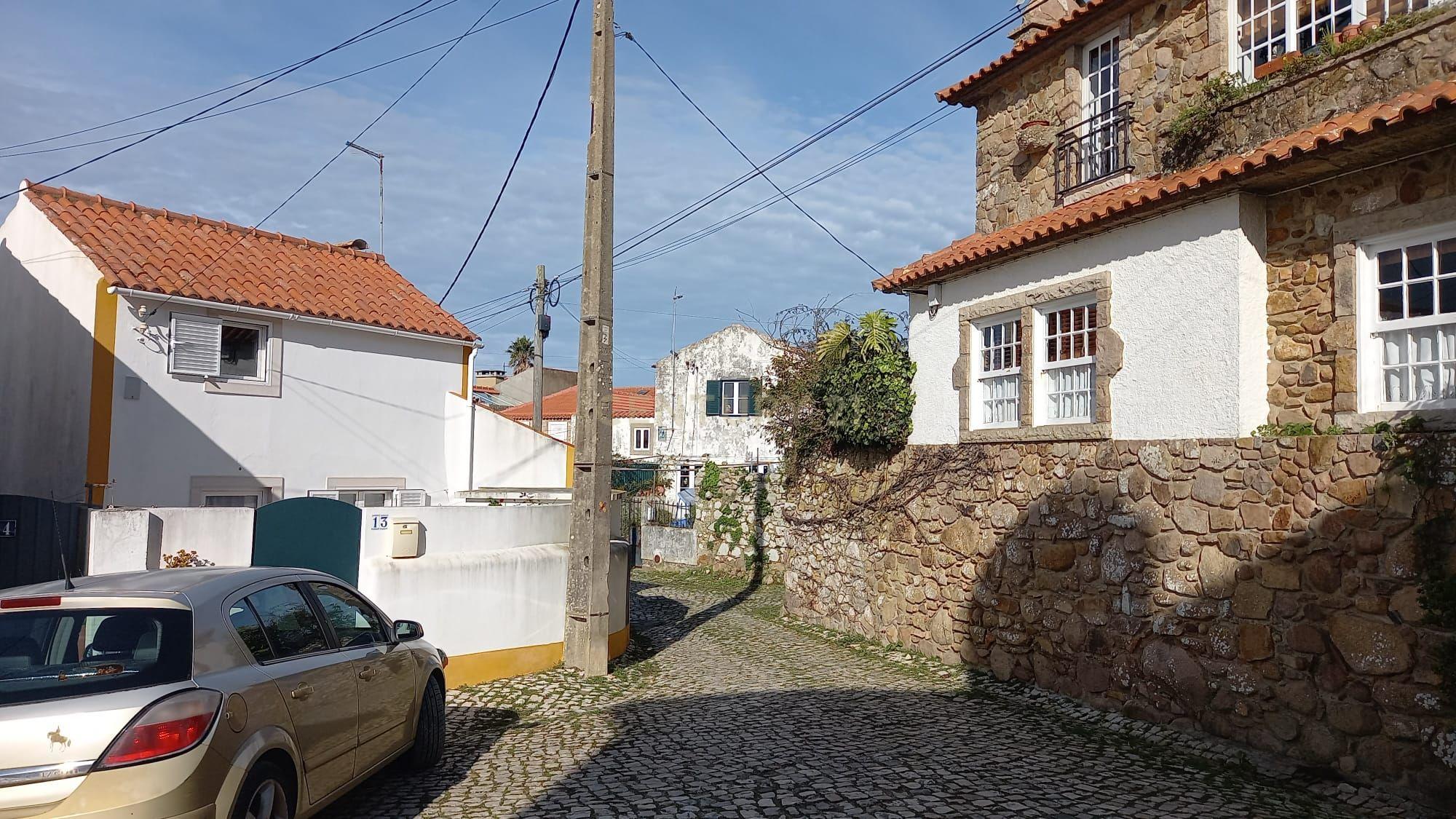 Ulgueira, Colares/Sintra - Moradia T2 Vista Mar, para Remodelar - Image 36