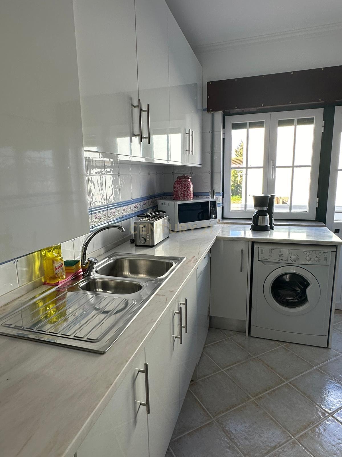 MORADIA CHARMOSA - 5 ASSOALHADAS - Image 7