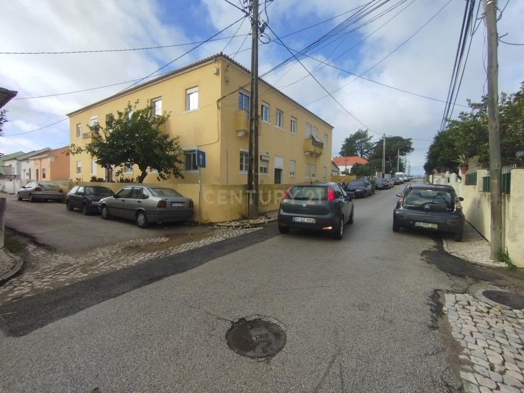 Moradia T4 em Agualva-Cacém - Image 17