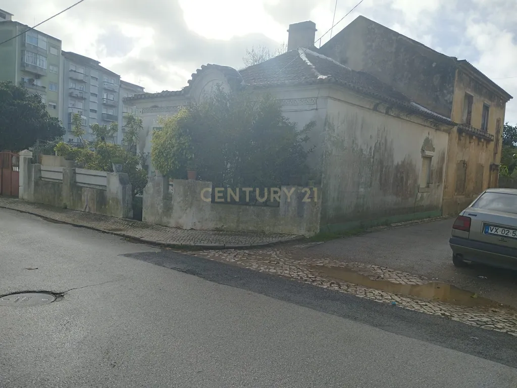 Moradia T4 em Agualva-Cacém - Image 2