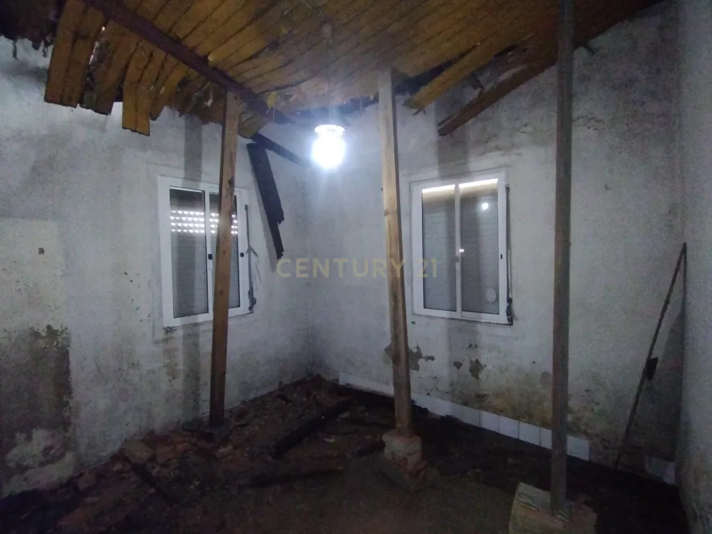 Moradia T4 em Agualva-Cacém - Image 12