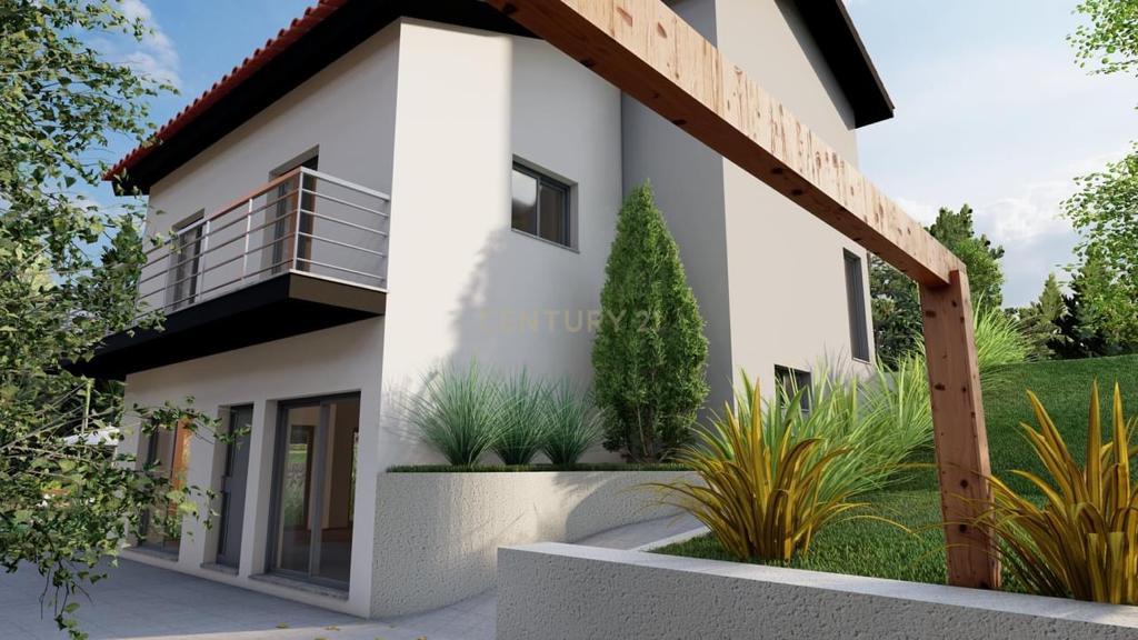 Terreno com projeto em execução - Lousã - Image 41