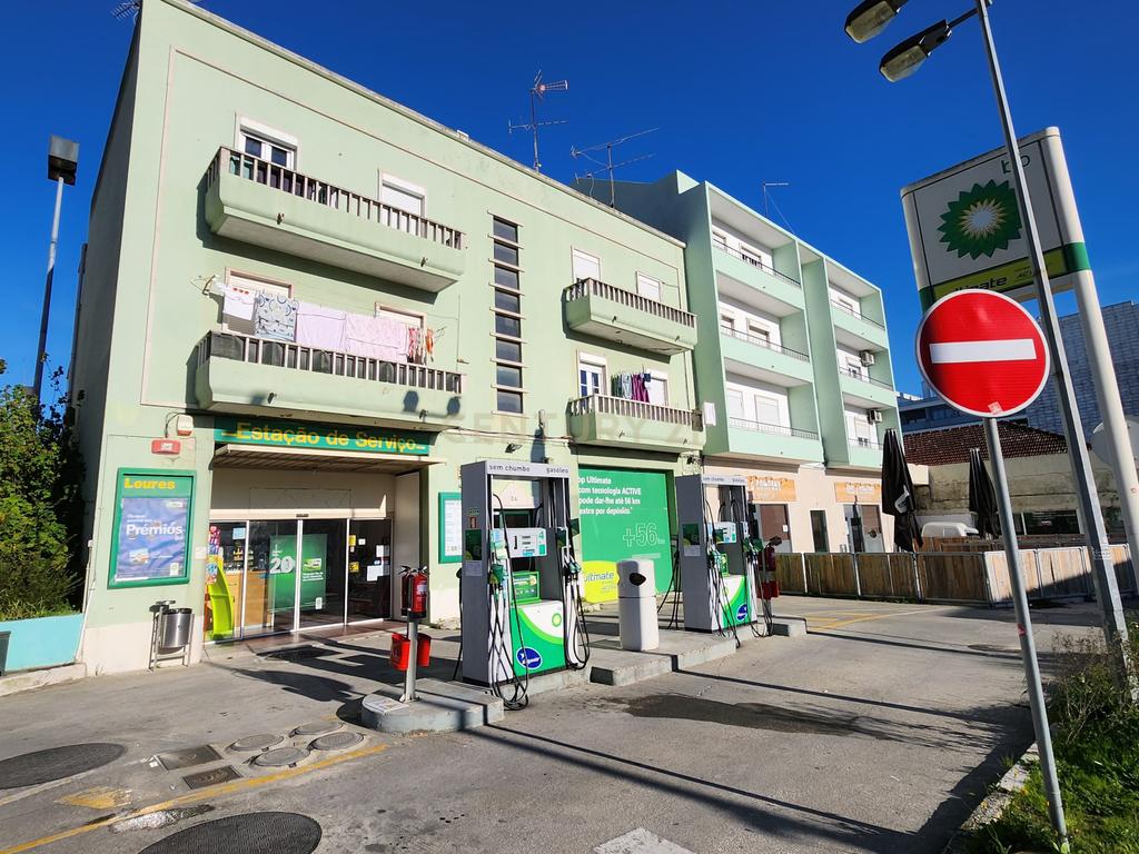 Espaço comercial com 630 m2 em Loures - Image 8