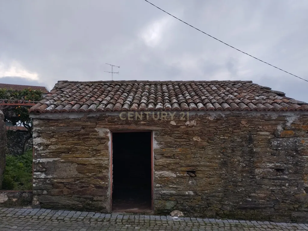 Refúgio nos Amarelos, Sarnadas de Ródão - Image 2