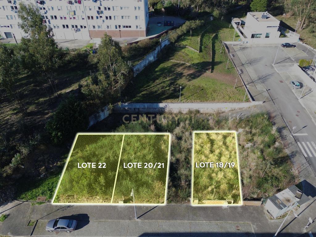 Terreno para construção moradia Bi-Familiar de 4 Pisos - (Alfena) Valongo Lote 22 - Image 1