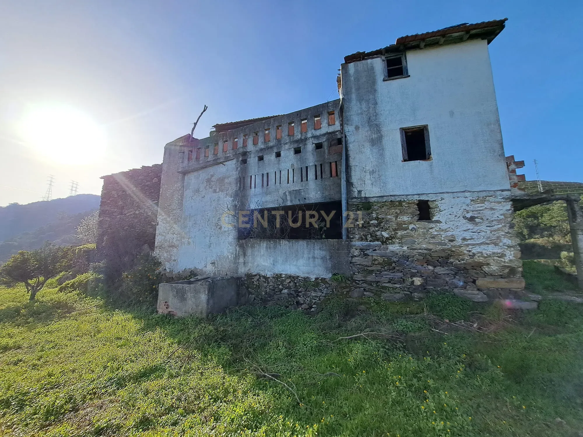 Quinta Fraga do Gato no Alto Douro Vinhateiro com cerca de 6000 m2 - Image 6