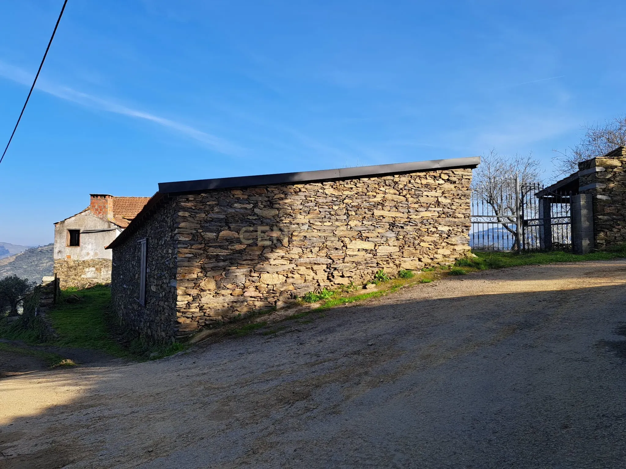 Quinta Fraga do Gato no Alto Douro Vinhateiro com cerca de 6000 m2 - Image 17