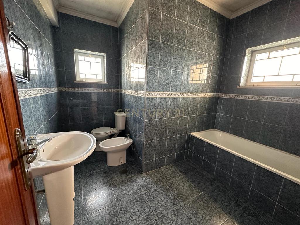 Moradia T3 em Mataduços - Image 17