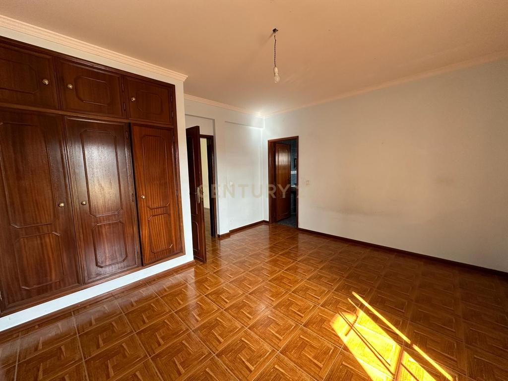 Moradia T3 em Mataduços - Image 9