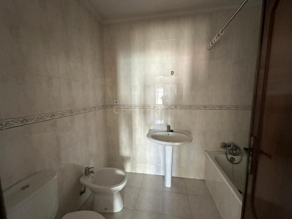 Moradia T3 em Mataduços - Image 7