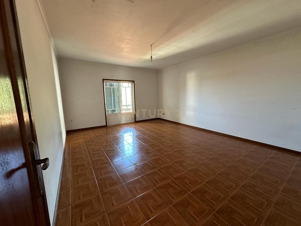 Moradia T3 em Mataduços - Image 8