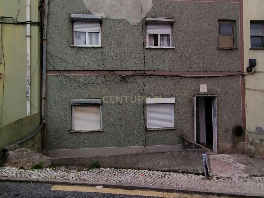 Prédio habitacional para investimento - Image 3