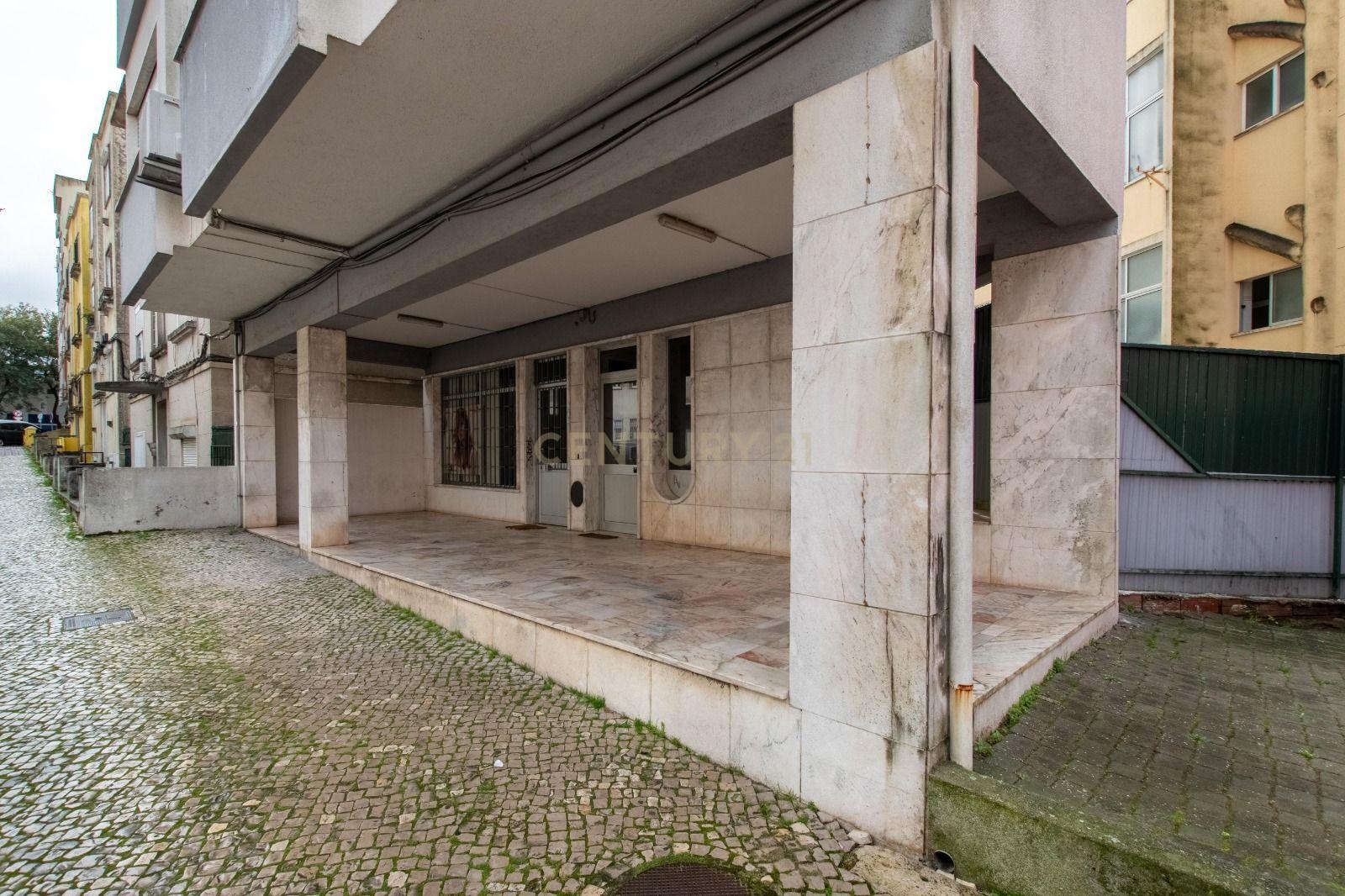 Espaço Comercial (2 pisos) Amadora - Image 16