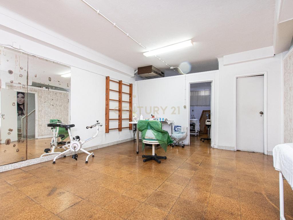 Espaço Comercial (2 pisos) Amadora - Image 12