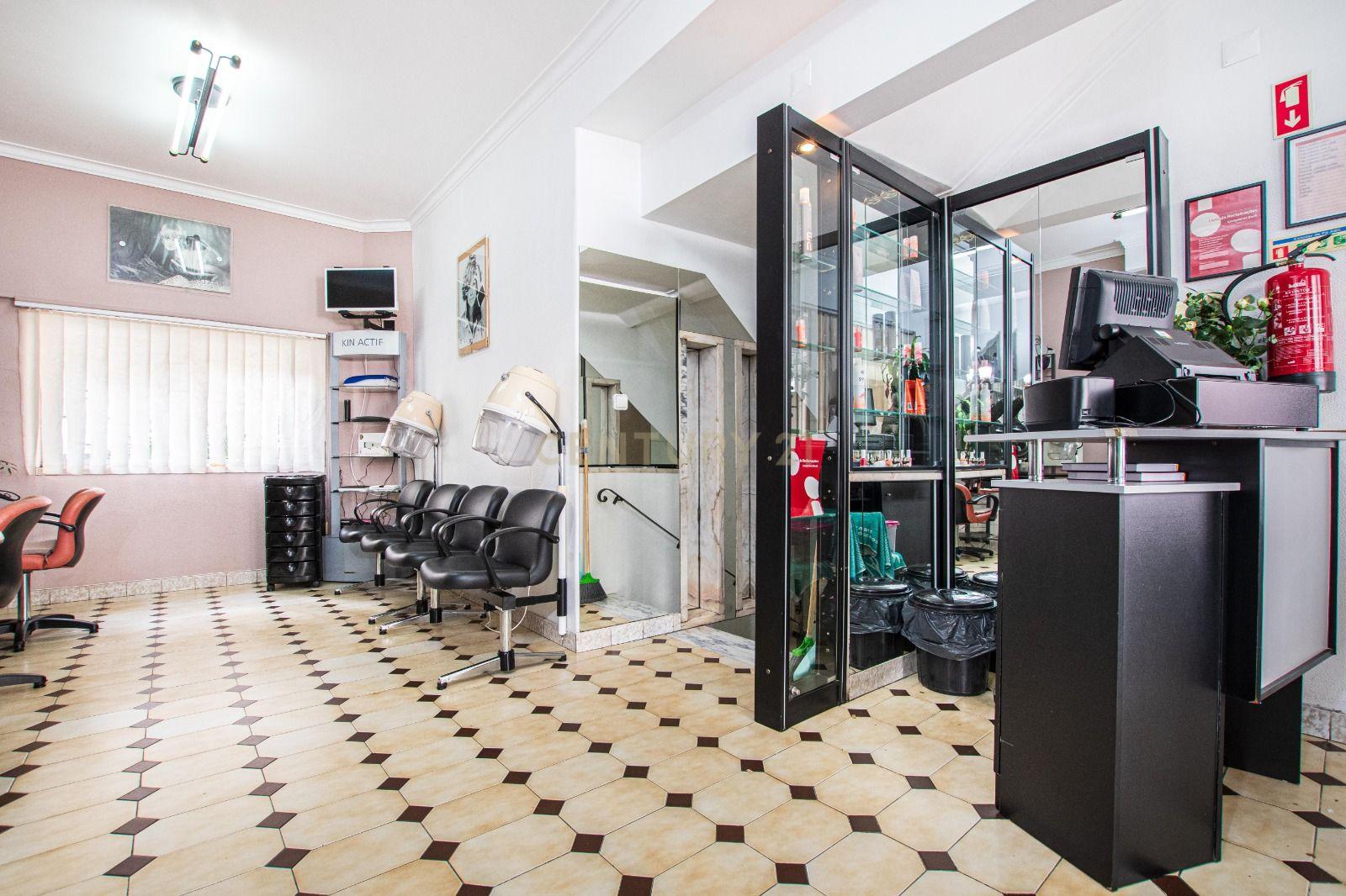 Espaço Comercial (2 pisos) Amadora - Image 5