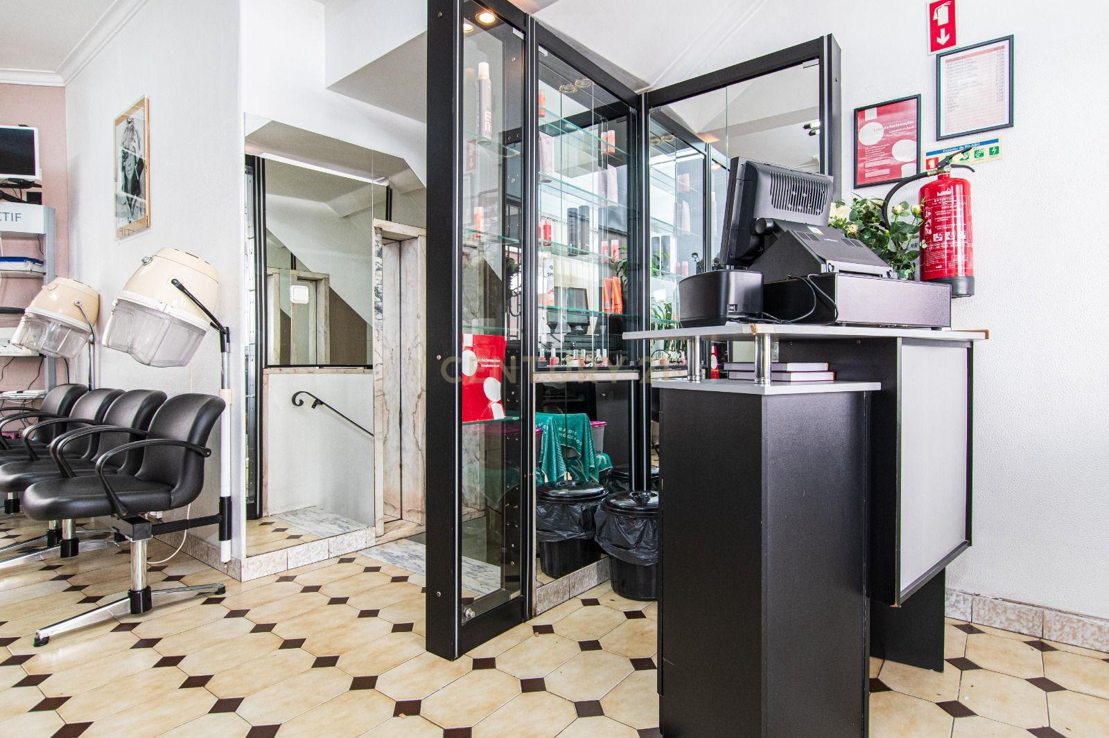 Espaço Comercial (2 pisos) Amadora - Image 15